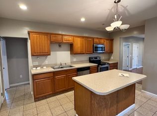 20 Vivian Ave UNIT 2, Cumberland, RI 02864