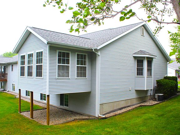 2nd image of 236 Carrington Pl
