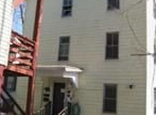 4 Kingsbury St, Worcester, MA 01610