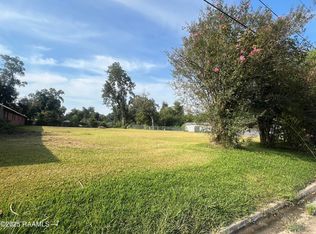624 E Madison St, Opelousas, LA 70570
