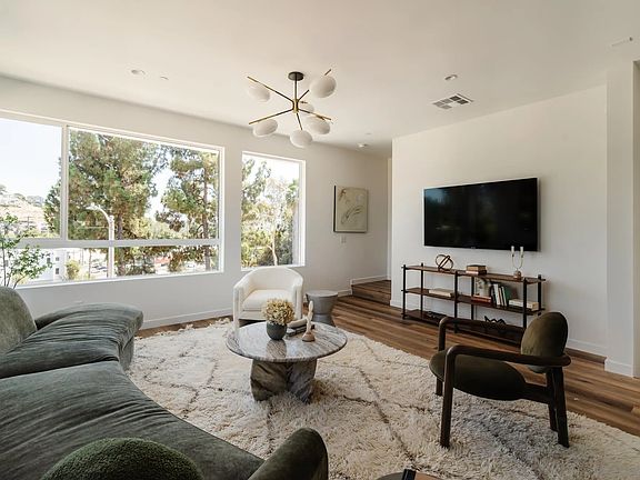 4th image of 3860 N Riley Ln