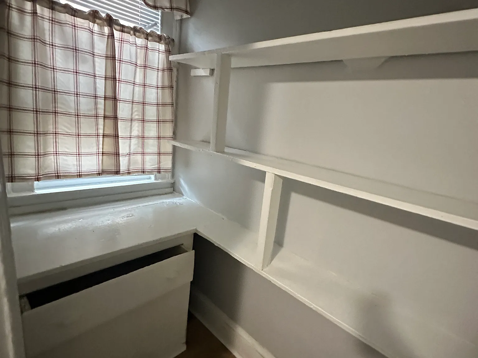 1 bed, 850 sqft, $1,049 — Photo 4
