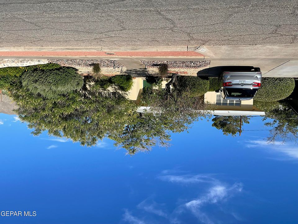 1st image of 309 Camille Dr