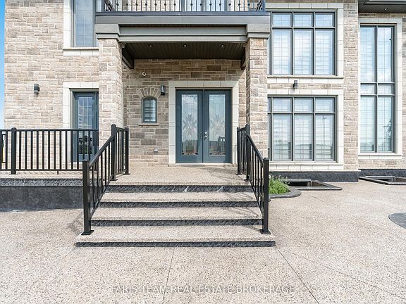 2nd image of 409381 Grey St W #4