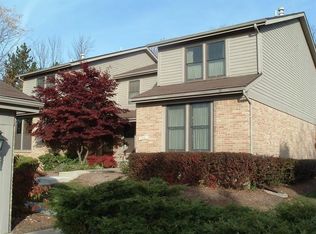 2230 Rivenoak Ct, Ann Arbor, MI 48103