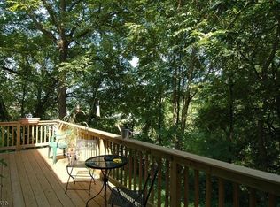 69 Cambridge E, Oxford, NJ 07863