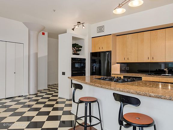 3rd image of 130 S Canal St APT 515