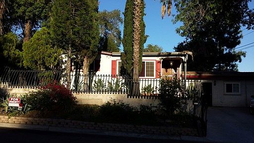 1st image of 4401 Bellflower Dr