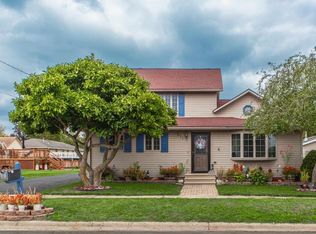 211 Warren St, Albany, WI 53502