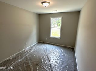 3722 Stone St, Hope Mills, NC 28348