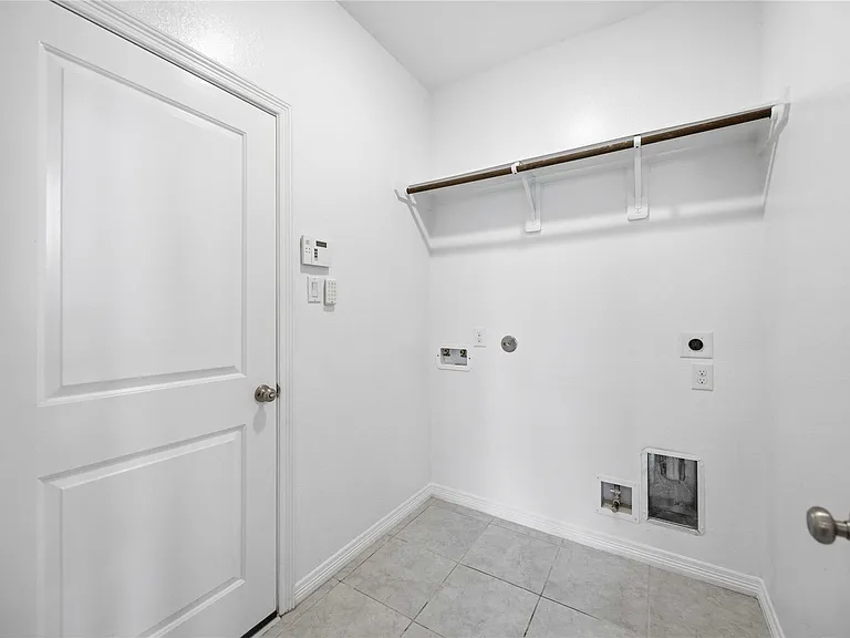 2523 Owen Bend Dr — Photo 30
