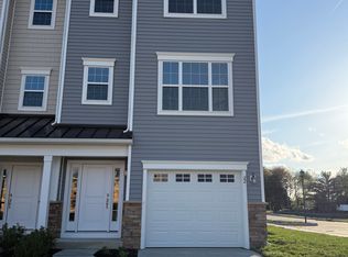 22 Silas Ln, Laurel Springs, NJ 08021