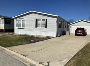 92 Norway Dr #92, Manteno, IL 60950