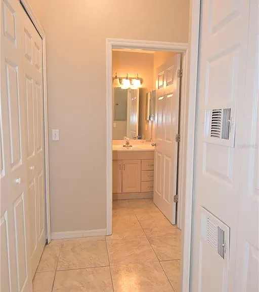 4406 E Mango Ter — Photo 8