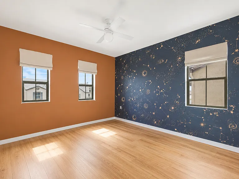 633 E Silver Fox Way — Photo 27