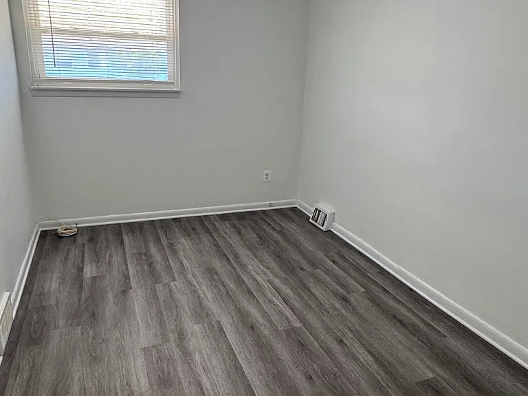 2228 Strahle St #2 — Photo 15
