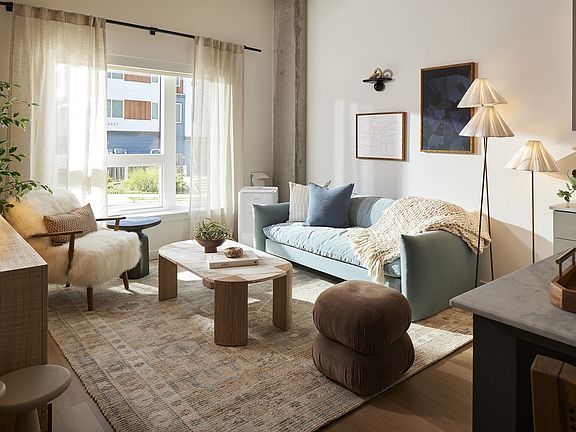 5th image of 108 NE 145th St #785