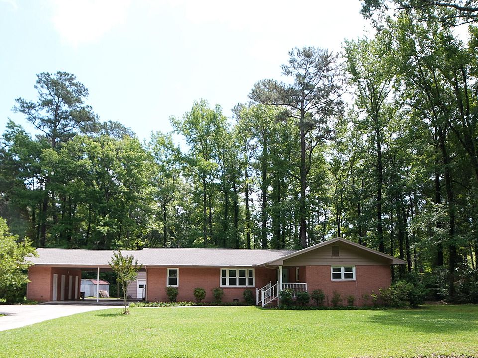 1st image of 705 N Edgewood Circle