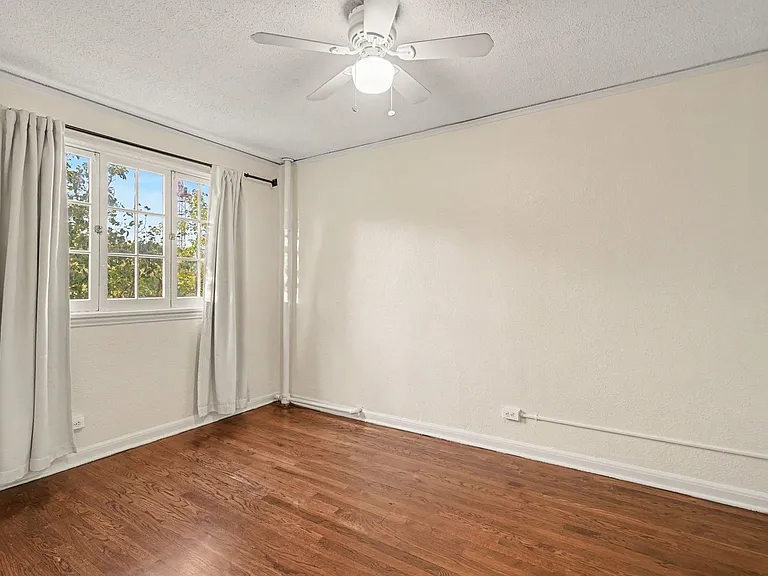 1024 E 14th Ave #15 — Photo 13