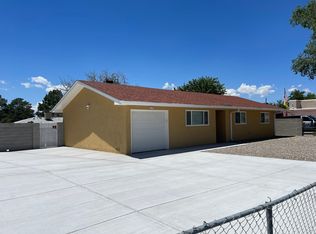 1805 Chelwood Park Blvd NE, Albuquerque, NM 87112