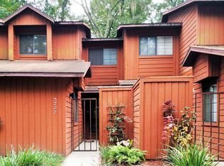 5727 SW 10th Pl, Gainesville, FL 32607