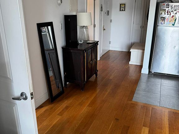 5th image of 26-27 30th St #3R