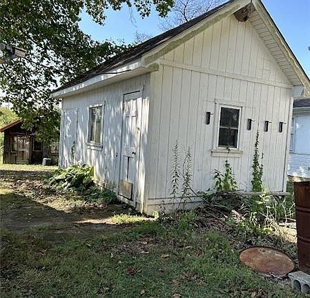 5th image of 1452 County Road 47