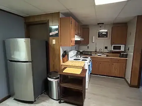 1 bed, 900 sqft, $1,150 — Photo 3