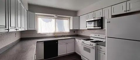 5th image of 1002 Nita Ct