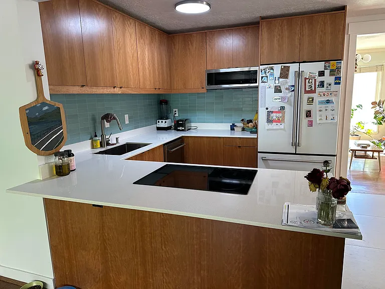 770 N 1050 E — Photo 4