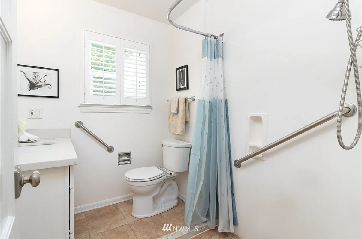 3 bed, 1510 sqft, $3,750 — Photo 4