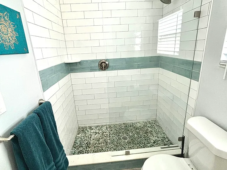 Spa-style shower