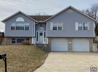 4001 NW Cherry Creek Dr, Topeka, KS 66618