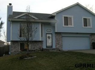 403 E Douglas St, Elkhorn, NE 68022