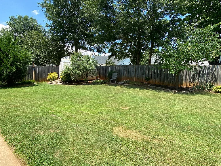 108 Fawnbrook Dr — Photo 25