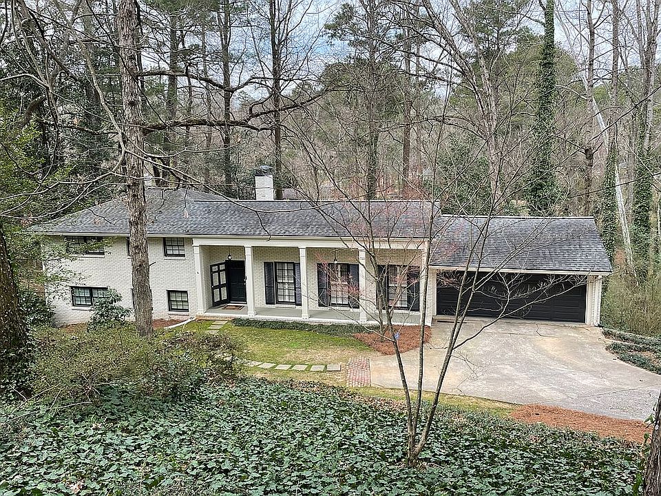 2nd image of 800 Starlight Dr