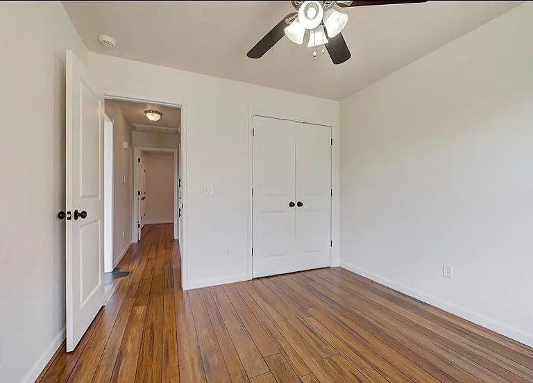 516 Allison Ln — Photo 15