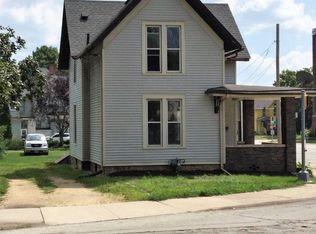 903 N Court St, Rockford, IL