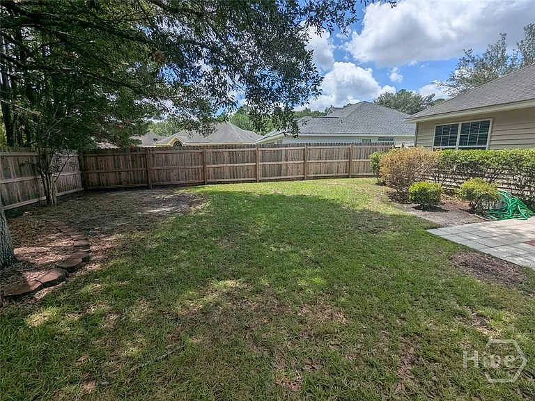 89 Carlisle Ln — Photo 20