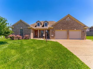 4544 Elm Dr, Newburgh, IN 47630