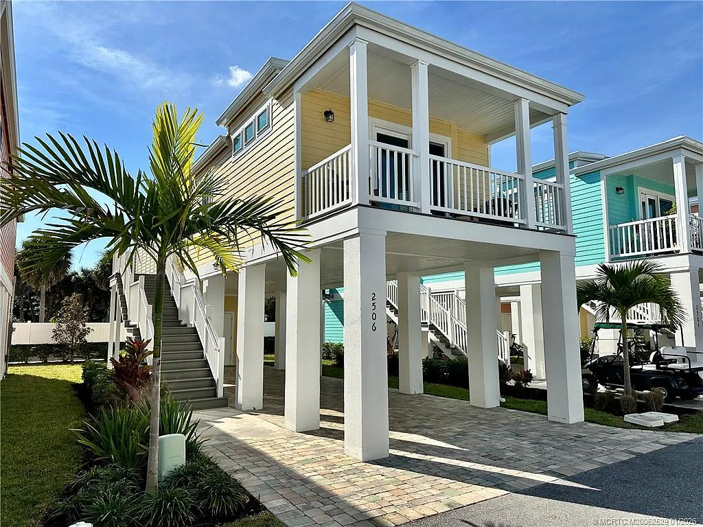 2 bed, 1.0 bath, 1000 sqft, $2,400 — Photo 3
