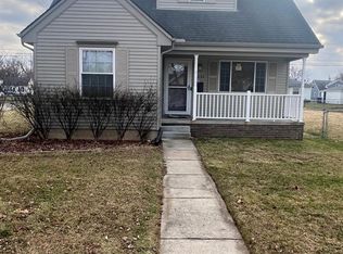 8292 Meadow Ave, Warren, MI