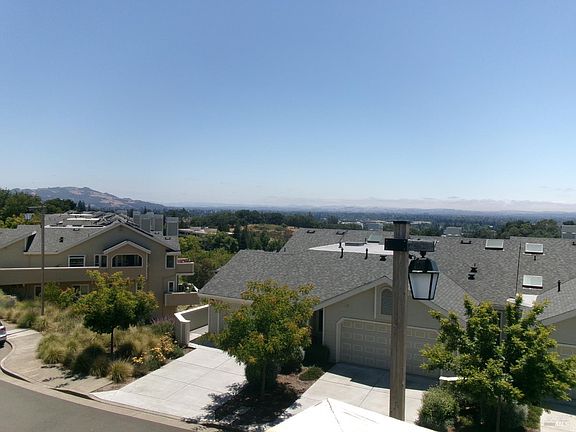 5th image of 2073 Stonefield Lane
