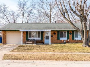 7113 Castlecrest Dr, Dayton, OH 45424