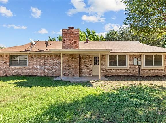 4th image of 4674 Carrie Ann Ln