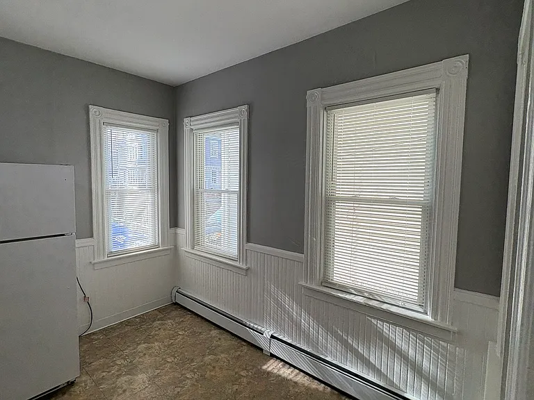 14 Grove St #1 — Photo 8