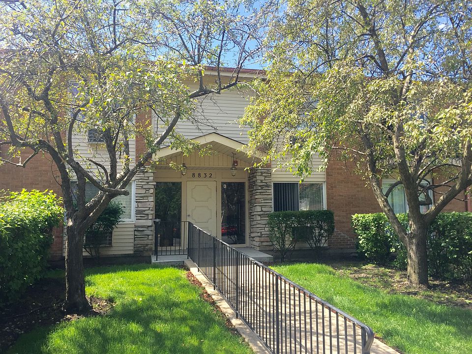 1st image of 8832 Kenneth Dr #205E