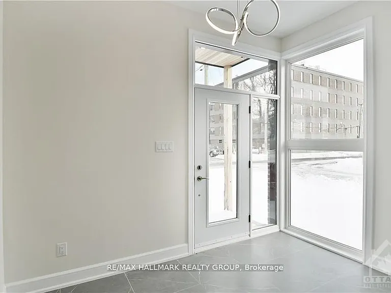 484 Woodland Ave — Photo 3