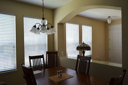 4th image of 7123 Harmony Square Dr S