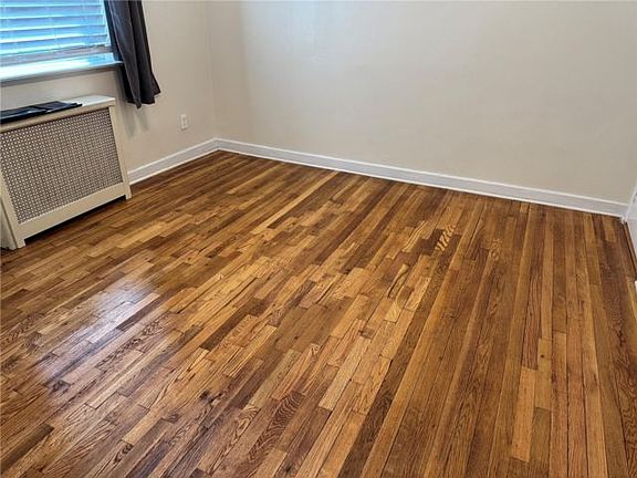 4th image of 75-17 255th St #1